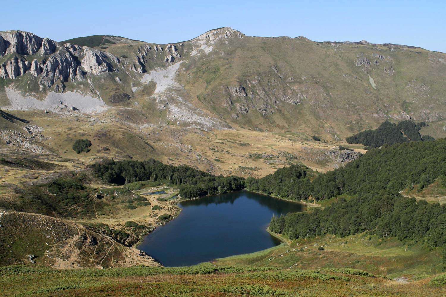 pešića jezero