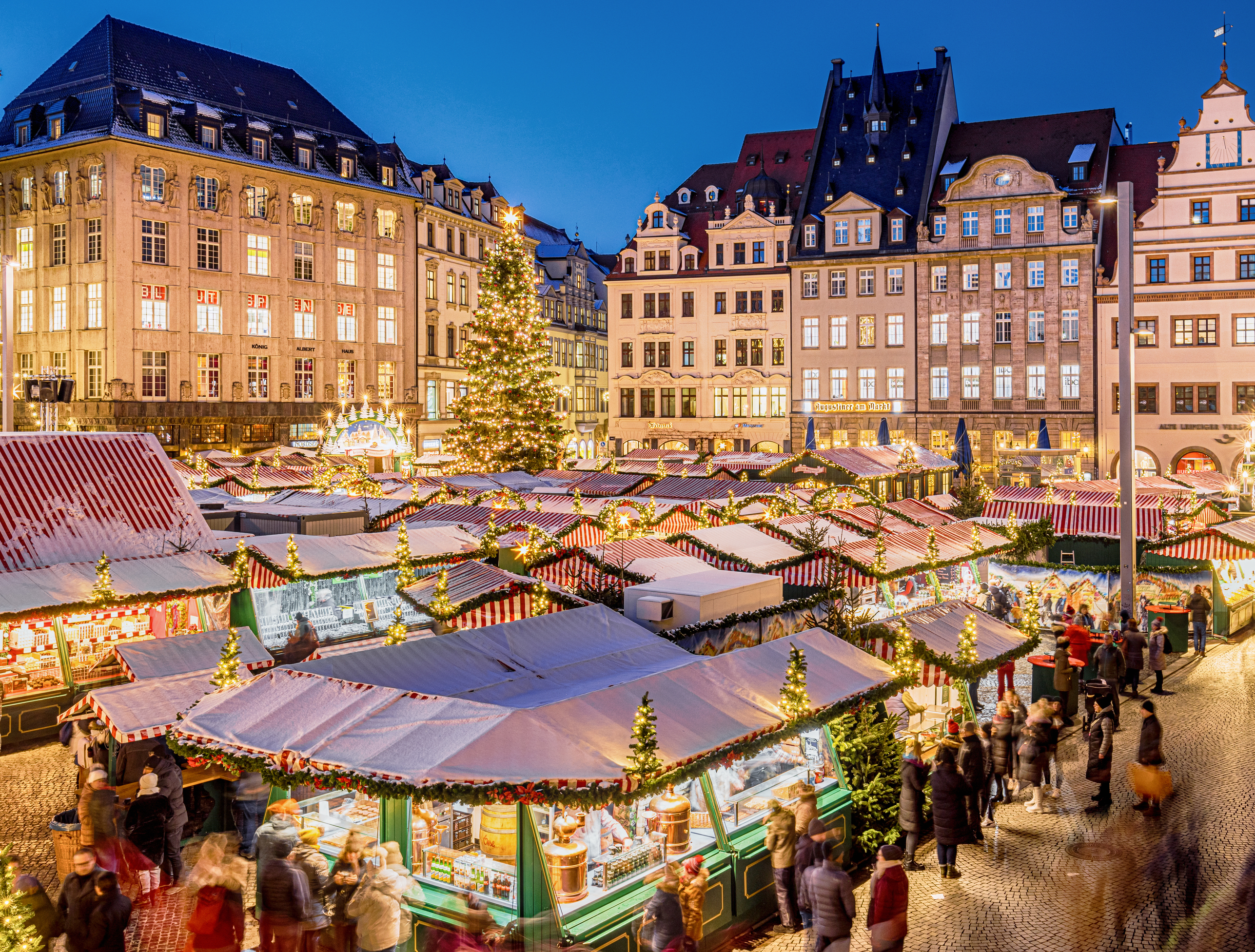 Leipzig Marktplatz mit Weihnachtsmarkt