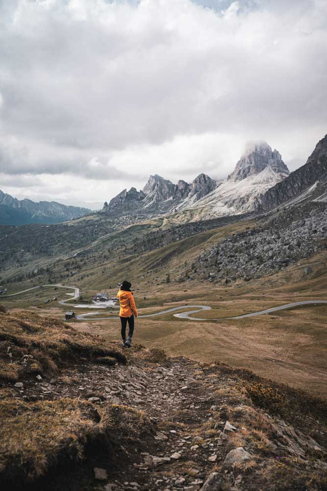 planina bez snijega unsplash