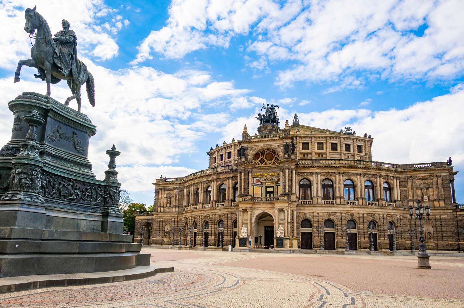 kultura Dresden Semperoper Theaterplatz